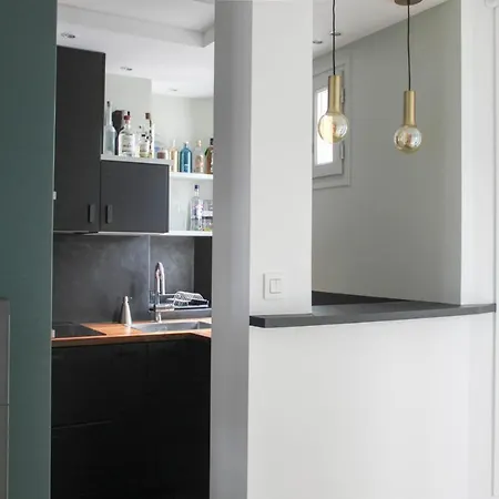 Spacious And Modern Nest With A View On Apartamento