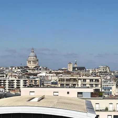 Spacious And Modern Nest With A View On * Paris